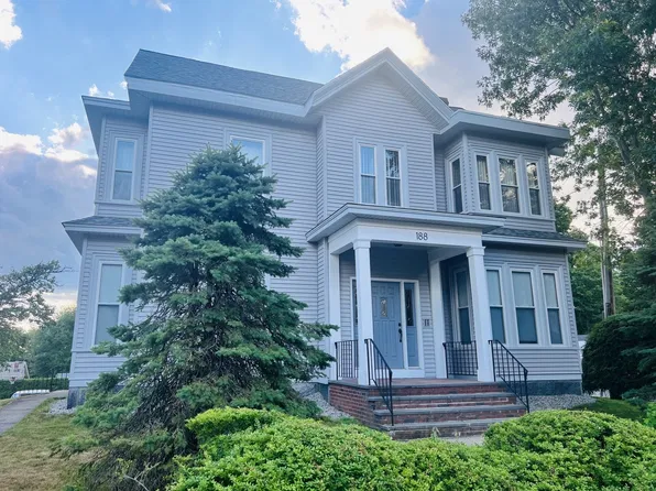 188 N Franklin St #2-R, Holbrook, MA 02343