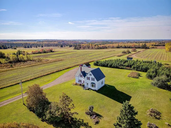 215 Cable Head Rd, Saint Patrick's Parish, PE C0A 2A0