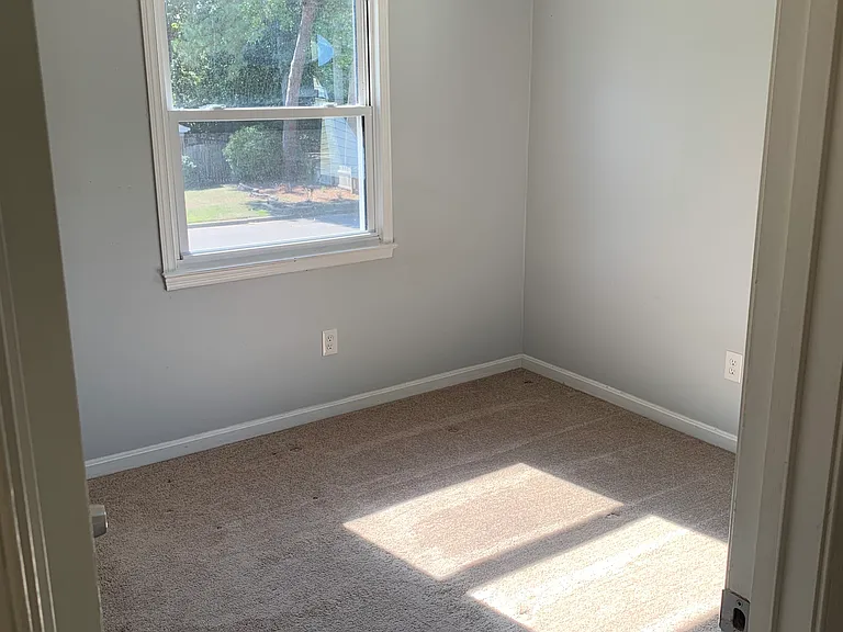 347 Green Meadows Dr — Photo 19