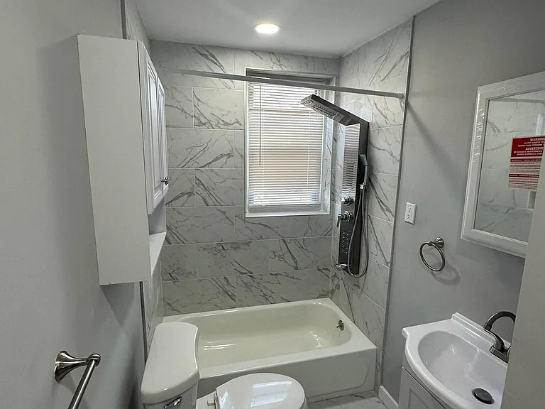 615-23 E Vernon Rd #102 — Photo 14