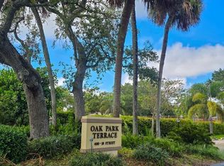 400 18th St #D, Vero Beach, FL 32960