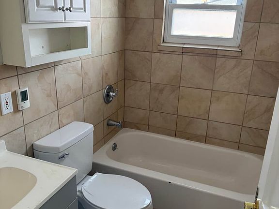 5th image of 840 N Marlyn Ave