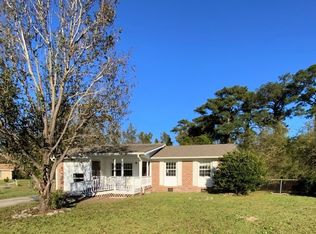 17 Cornell Ct, Jacksonville, NC 28546