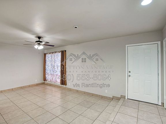 5th image of 1814 W Frier Dr