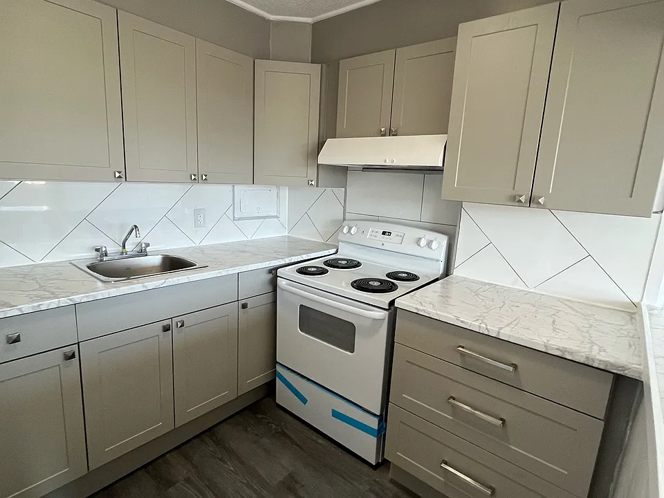263 Maclaren St #505