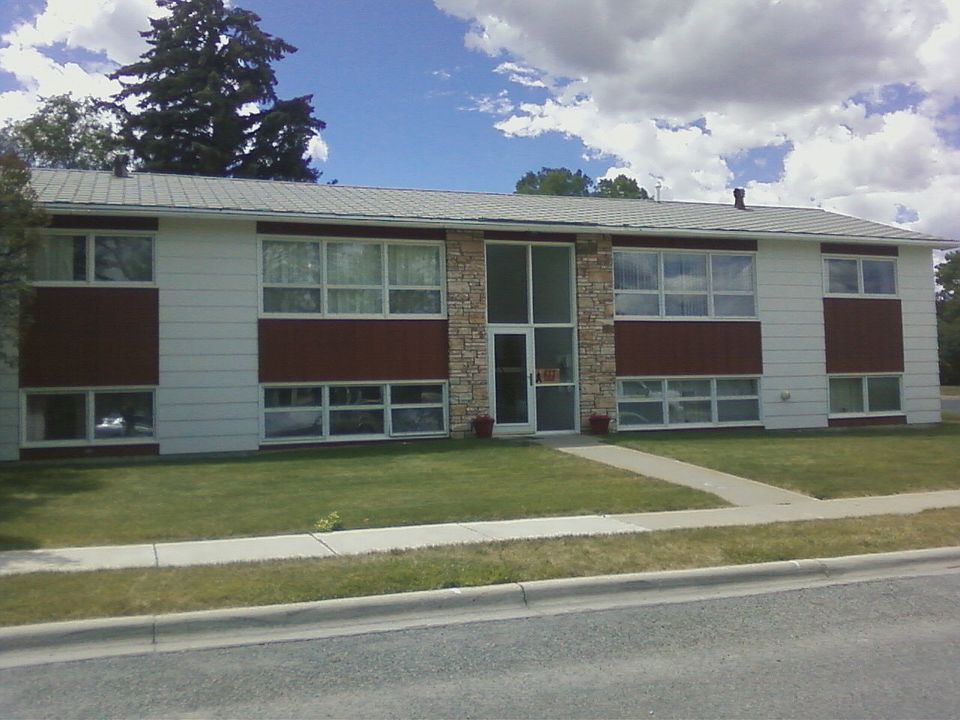 NICE RESIDENTIAL NEIGHBORHOOD