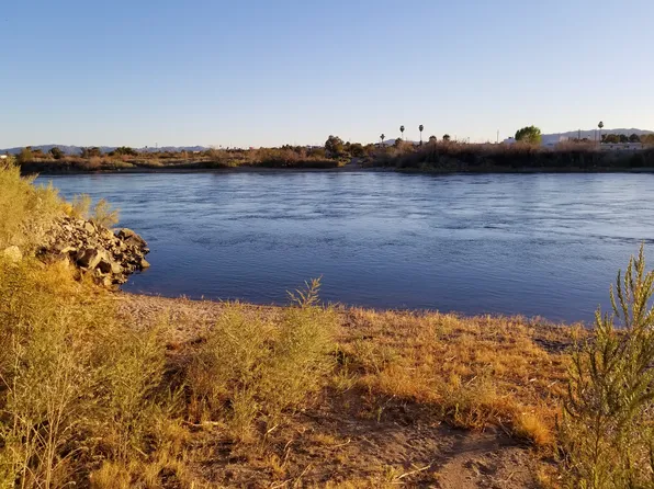 1168 E Dike Rd, Mohave Valley, AZ 86440