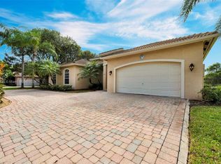 8230 SW 173rd Ter, Palmetto Bay, FL 33157