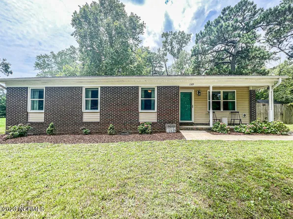 1329 Avon Court, Wilmington, NC 28405