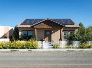 27 Willow Back Rd, Santa Fe, NM 87508