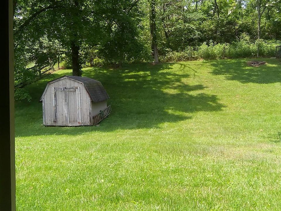 1st image of 21251 Bellemeade Dr