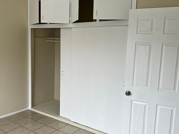 2nd Large Bedroom Closet