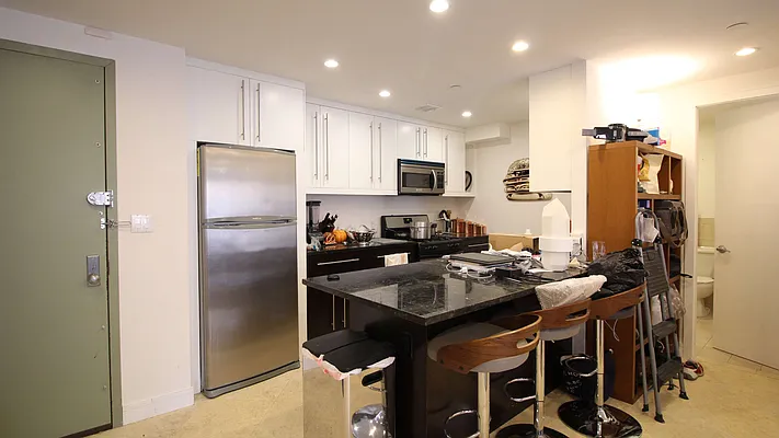 Rented by True Real Estate Group | media 29