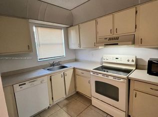 7903 SW 8th St, Pompano Beach, FL 33068