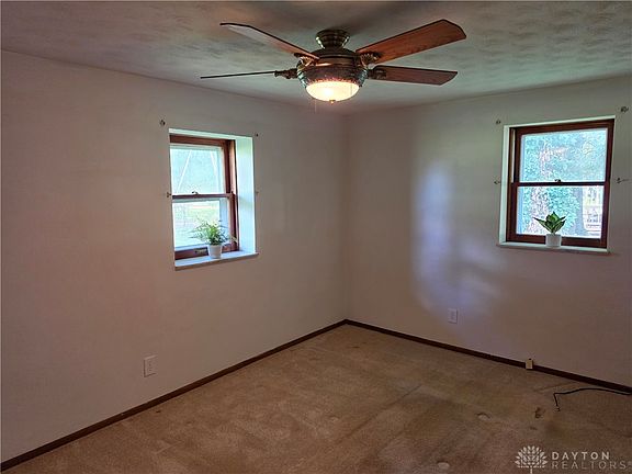 5th image of 2629 Pemberton Rd