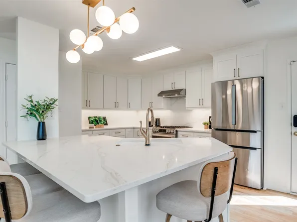 1260 McMahan Dr, Lewisville, TX 75077