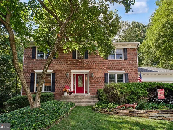 2302 Concert Ct, Vienna, VA 22181