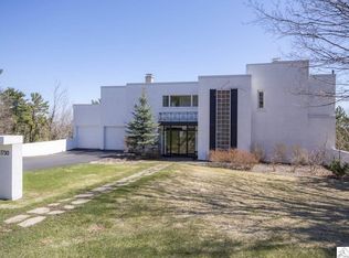 1730 Lakeview Dr, Duluth, MN 55803