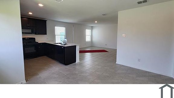 2nd image of 308 Pueblo Bonito Trl