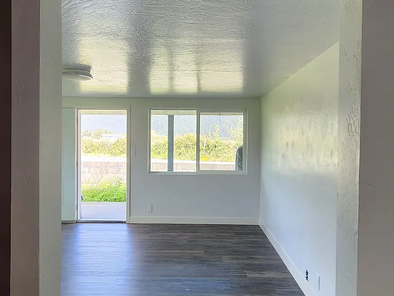 120 Hilton Rd — Photo 35