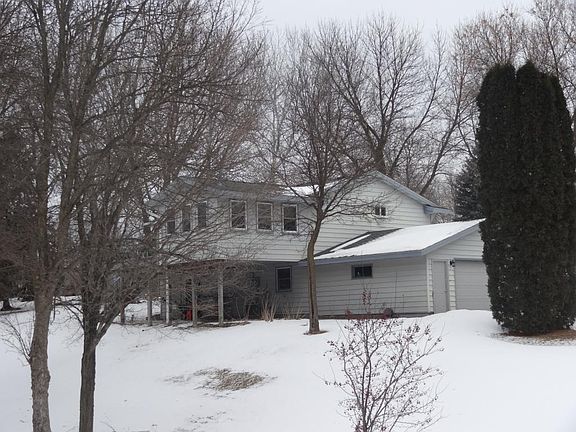 2nd image of 675 Rolling Meadows Ln SE