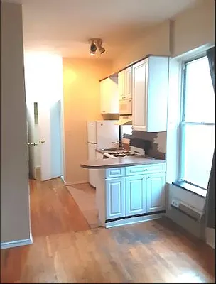 Rented by Bond New York | media 41