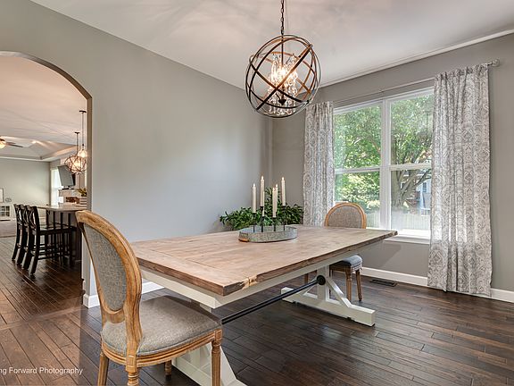 4th image of 311 Greenwood Pl