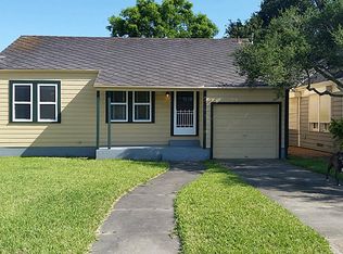 5015 Avenue N 1/2, Galveston, TX 77551