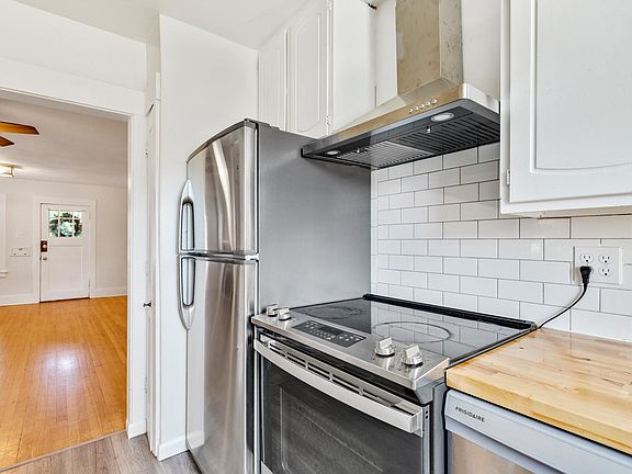 4th image of 2088 S Lincoln St