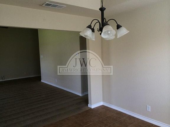 5th image of 603 Aries Ave