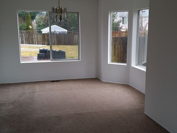 5th image of 21314 40th Ave E