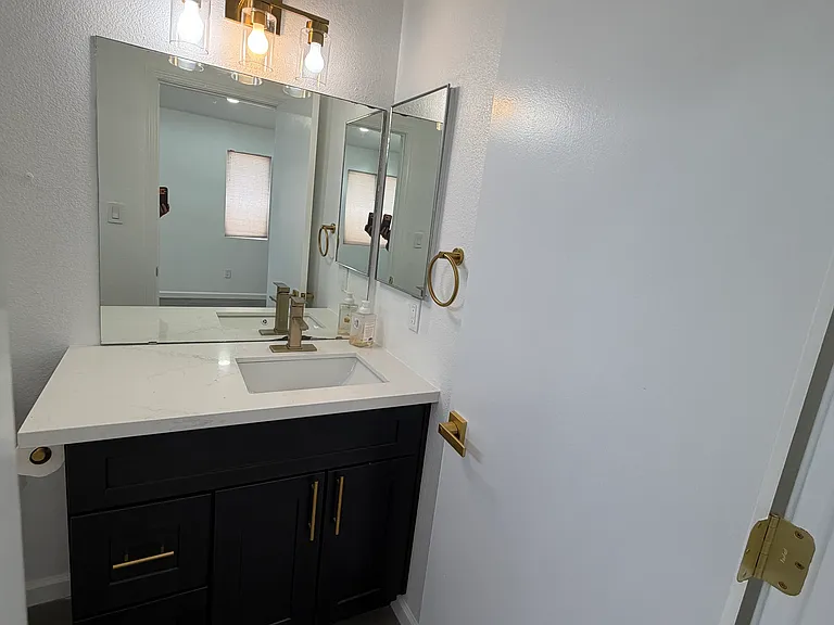 10652 Neptune St NW — Photo 14
