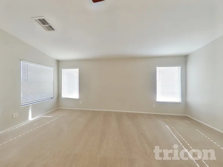42614 W Venture Rd — Photo 7