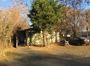2813 W 9th St, The Dalles, OR