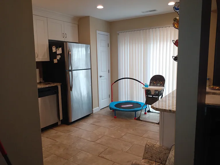 89 Renaissance Ln — Photo 16