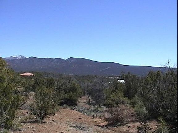 2nd image of 14 Galisteo Ct