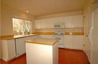 2nd image of 913 243rd Pl SE