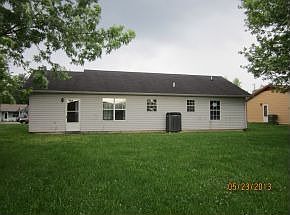 2nd image of 424 Hayter Dr