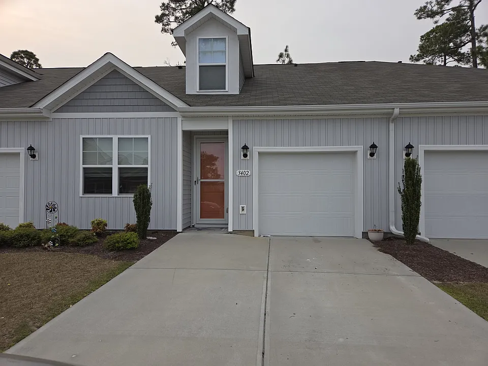 3402 Bells Lake Cir