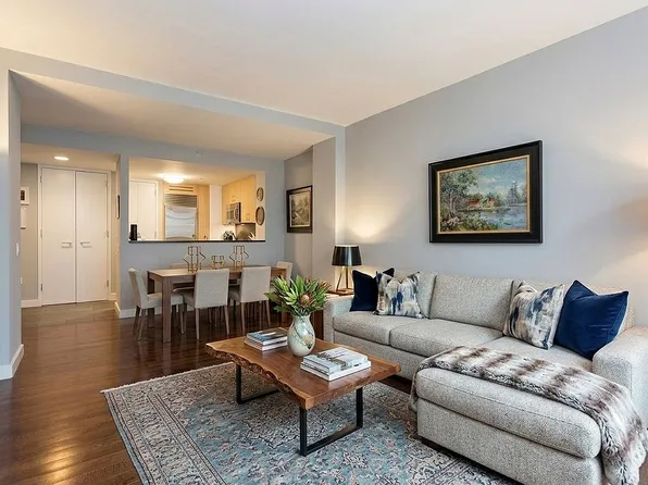 100 W 58th St APT 12F, New York, NY 10019