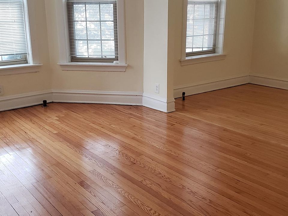 1st image of 1517 W Hollywood Ave #1W