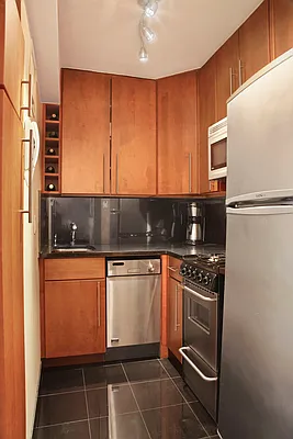 Sold by Corcoran | media 8