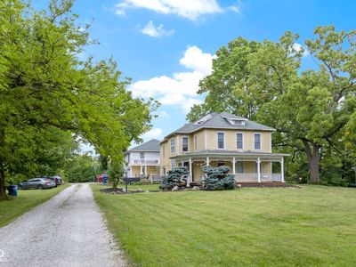 1850 W Main St, Carmel, IN, 46032