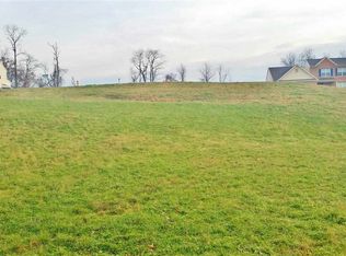 13 Ledgestone Dr, Dillsburg, PA 17019
