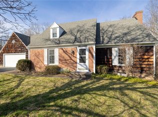 30 Hilltop Dr, Pittsford, NY 14534