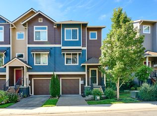 10486 NE Park Ridge Way, Hillsboro, OR 97006