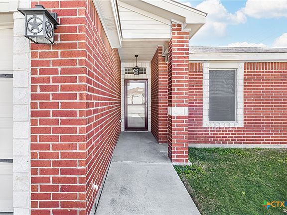 4th image of 3300 Rockwall Dr