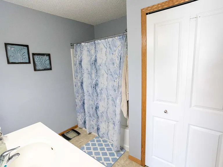 15443 Foster Dr N — Photo 10