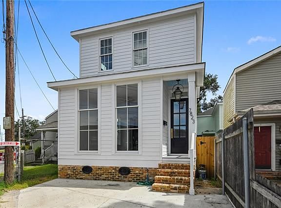 2nd image of 7823 Leake Ave