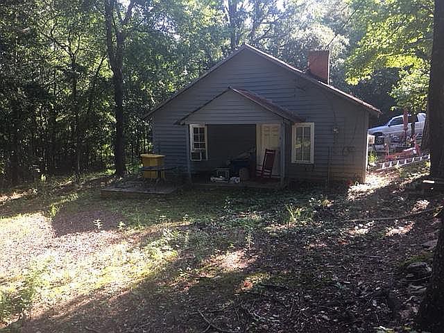 2nd image of 3237 War Hill Park Rd